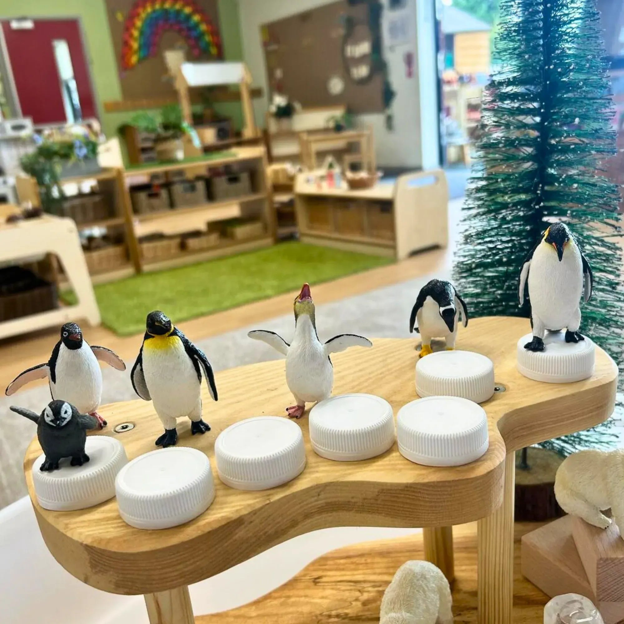 12-Piece Penguin Animal?Figurines?Playset-scene 3