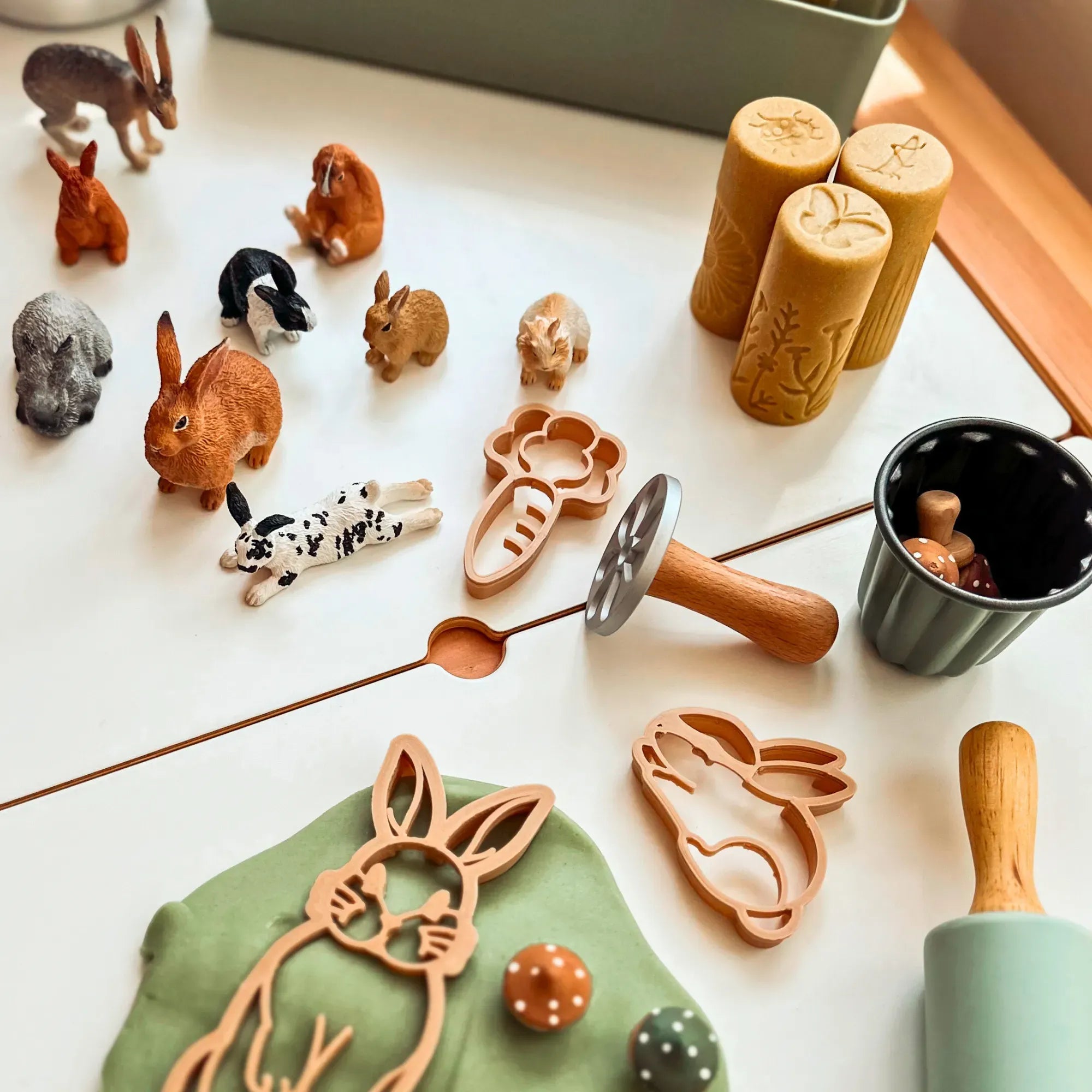 12-Piece?Rabbit Animal Figurines Playset-scene 2