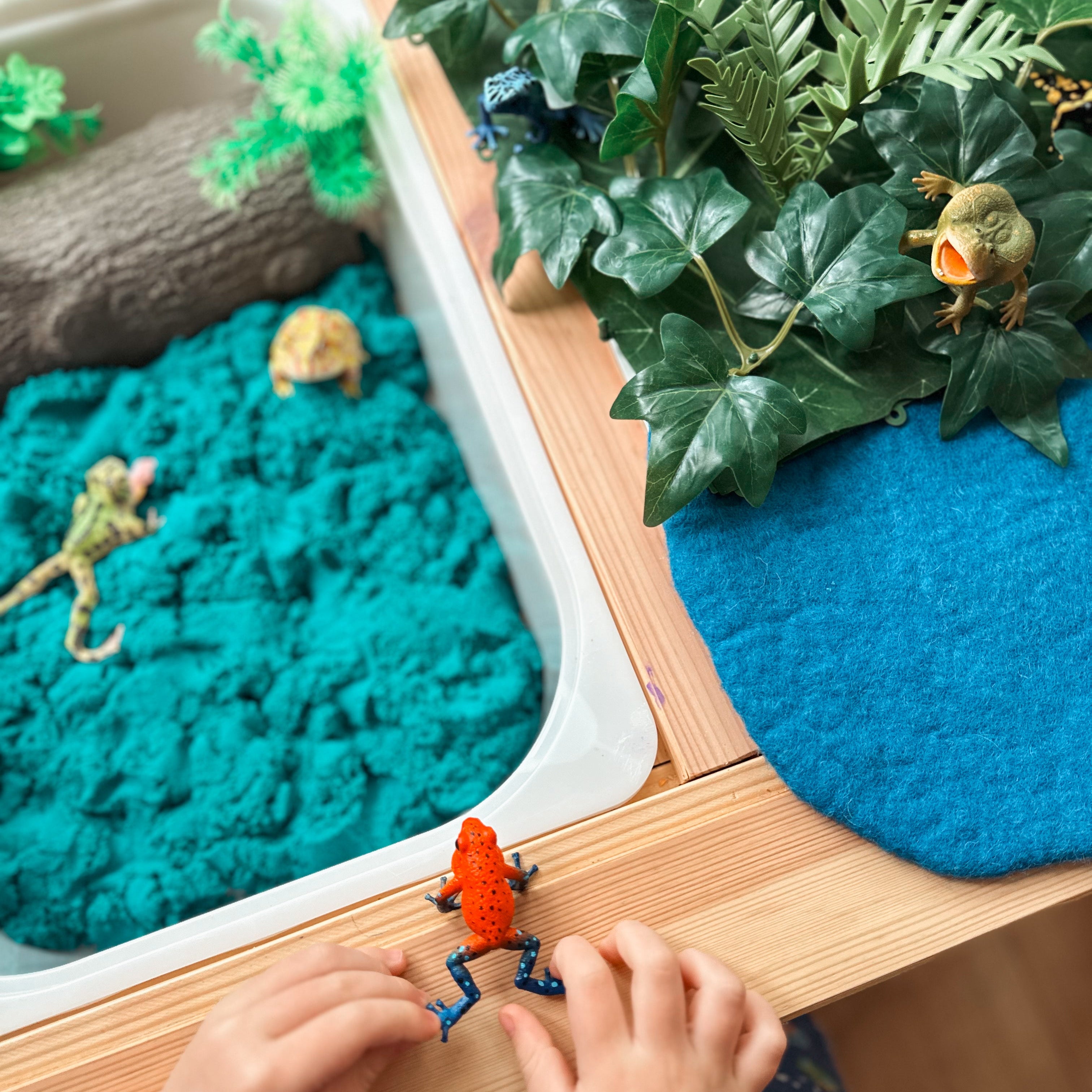 12-Piece Frog Figurine Playset