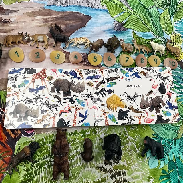 14-teiliges Spielset mit Miniaturfiguren nordamerikanischer Tiere