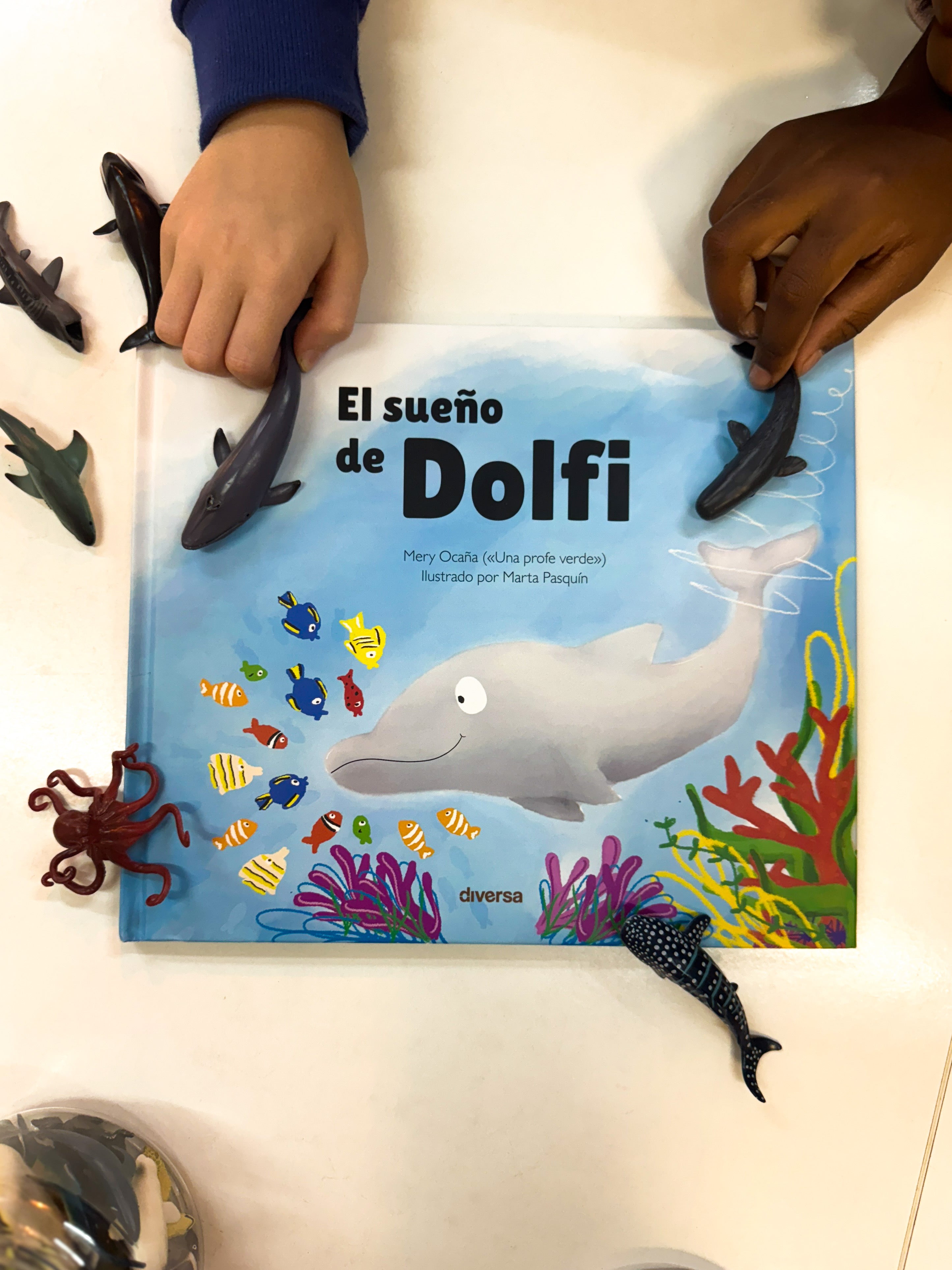 24-Piece Mini Ocean Animal Figurine Playset