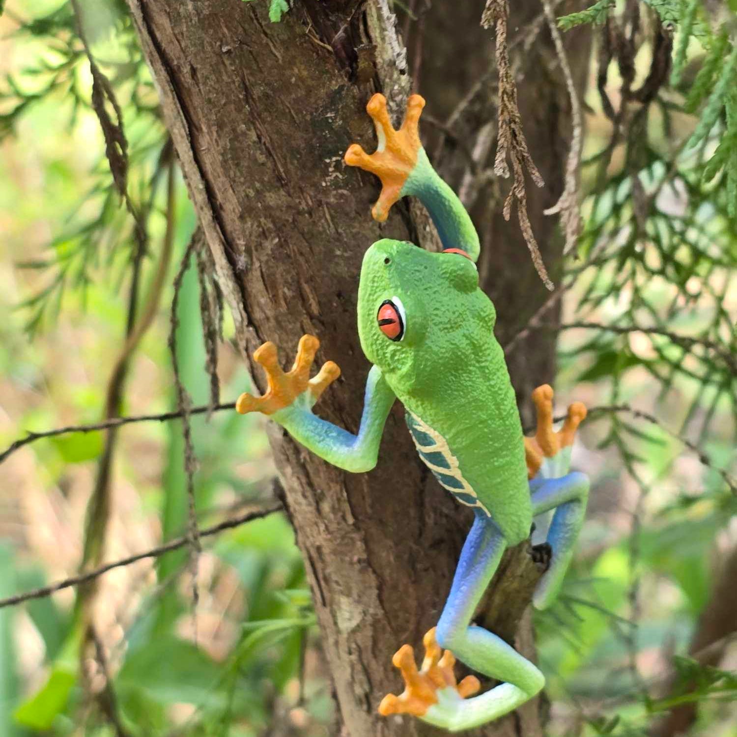 Figura de Rana de Árbol de Ojos Rojos Toymany