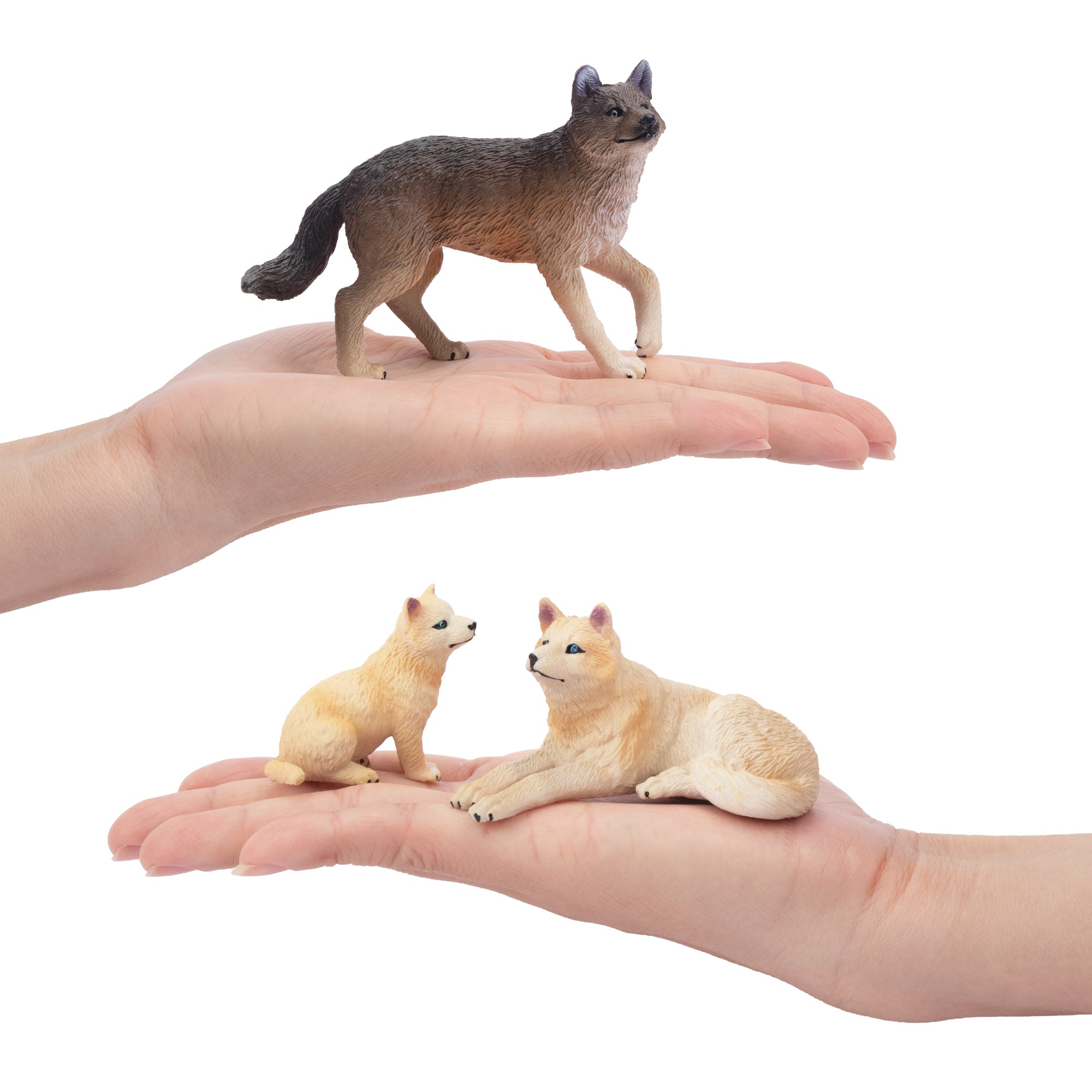 8-Piece Wolf Figurines Playset with Adult & Baby Wolf-on hand
