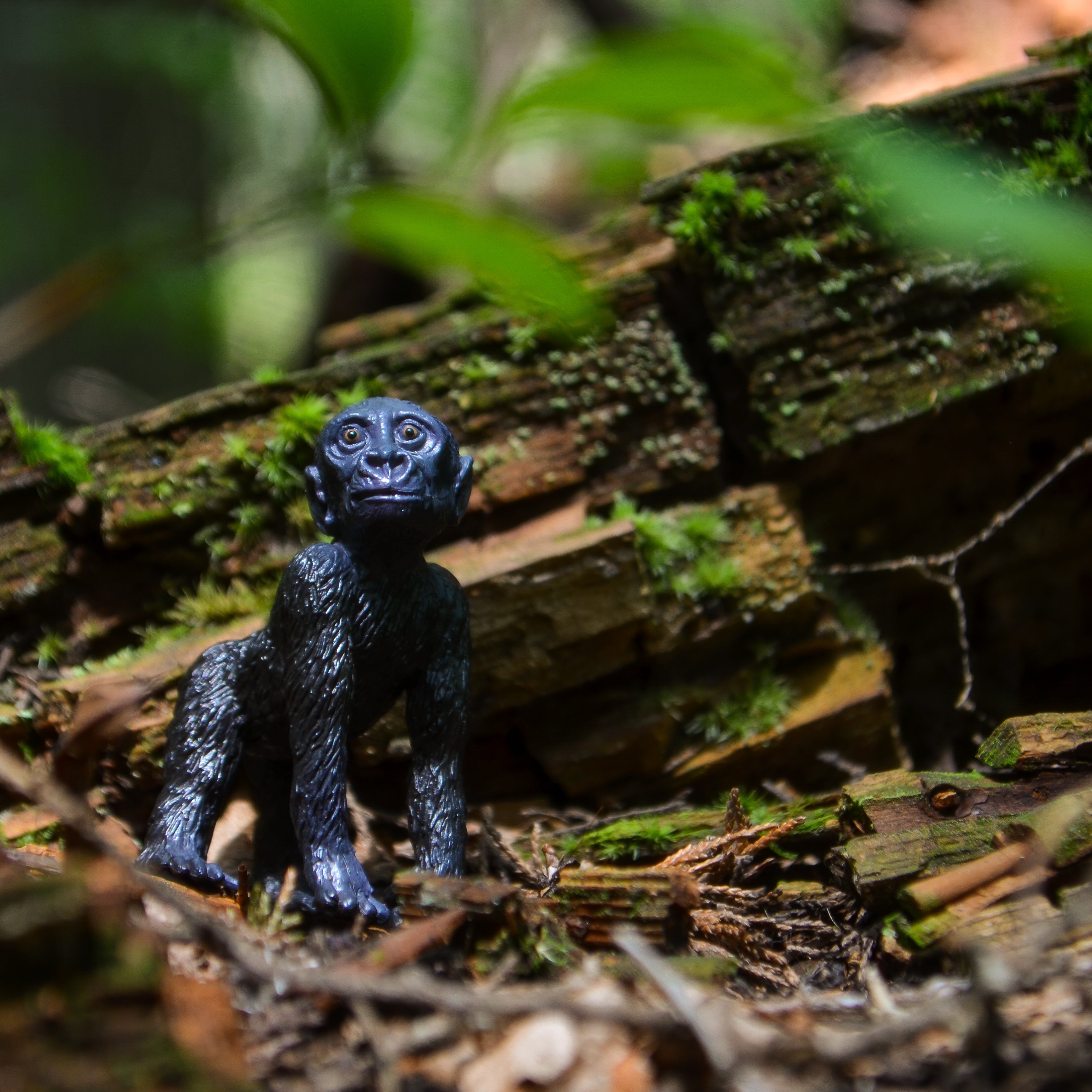 Figura de juguete Toymany de bebé gorila