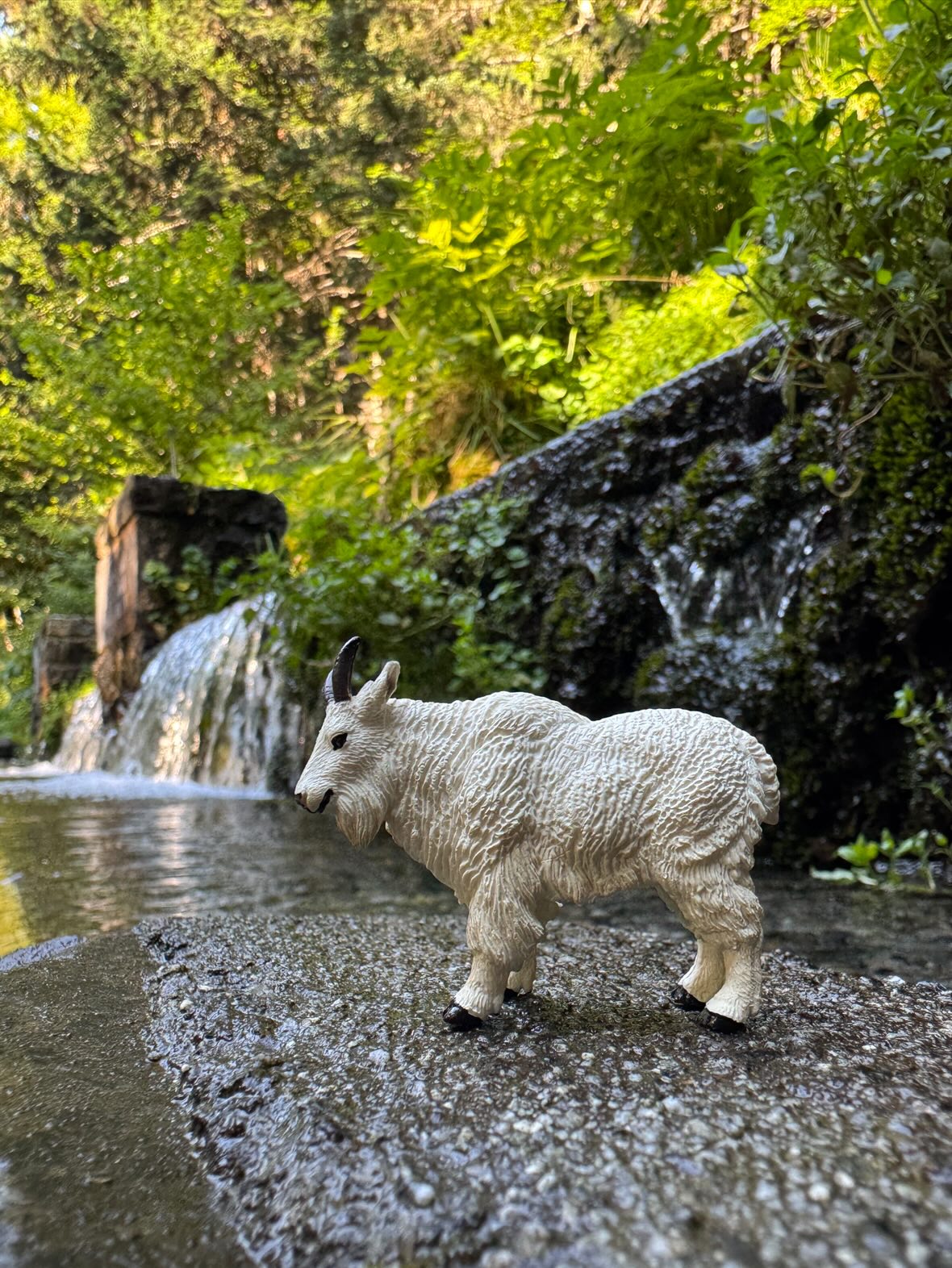 Juguete figura de cabra montés Toymany