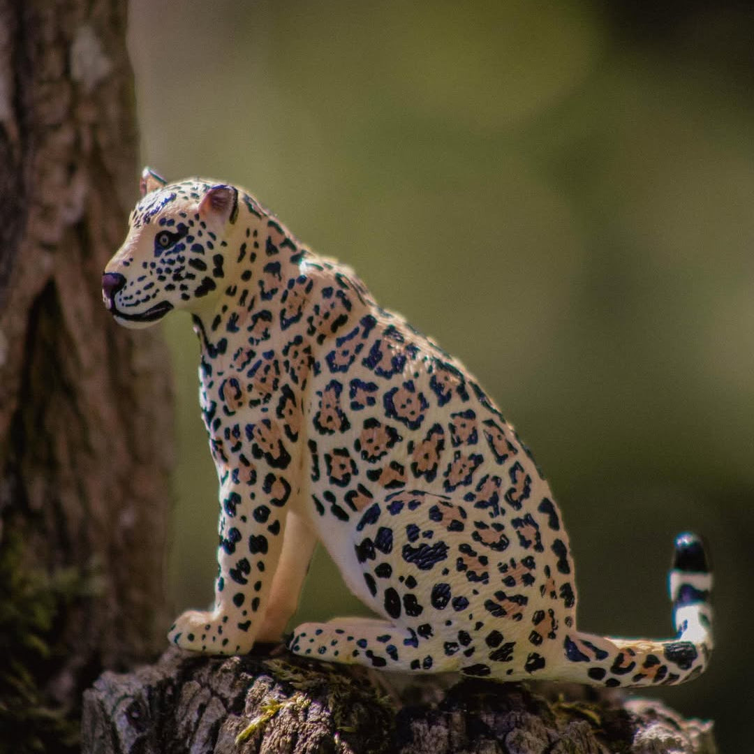 Toymany Sitting Female Jaguar Figurine Toy